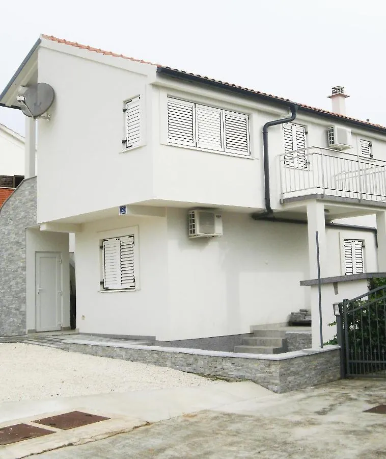 Apartments By The Sea Preko, Ugljan - 15669