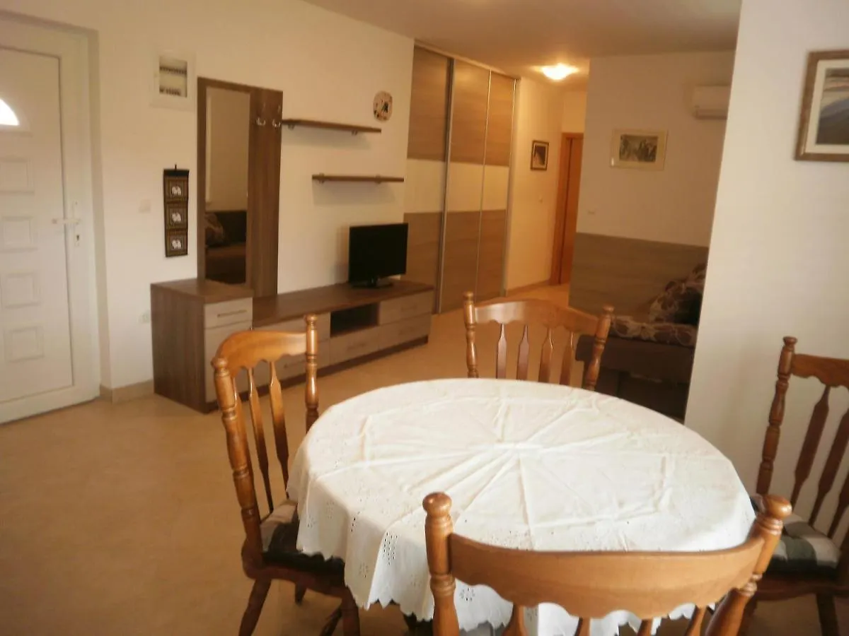 Apartments By The Sea Preko, Ugljan - 15669 Preko